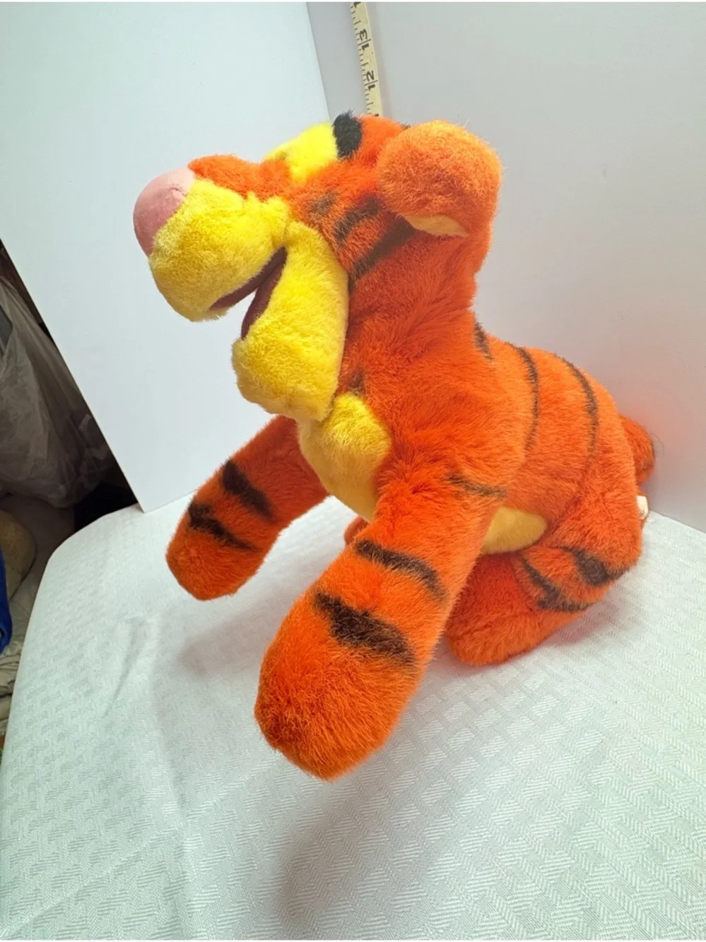 Vintage Disney Genuine Tigger Stuffed Animal in Excellent Condition - Kids Toy